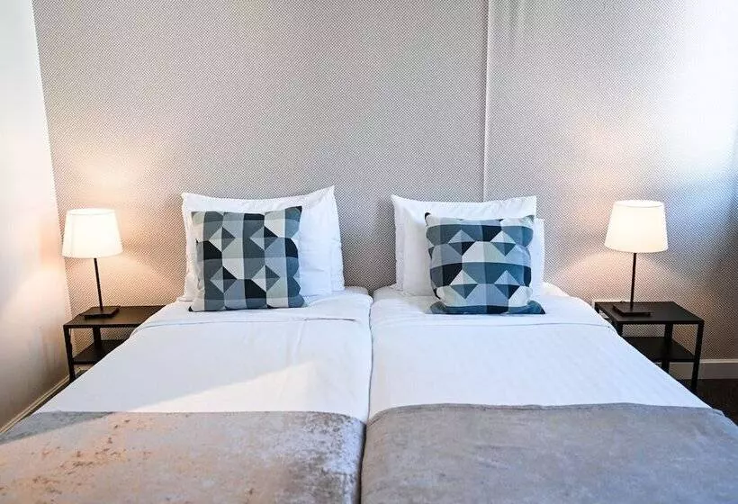 Deluxe Room, Garni Hotel Le Petit Piaf