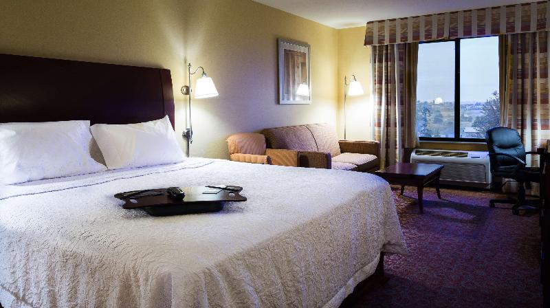 キングサイドベッドのスタンダードワンルーム, Hampton Inn Pendleton