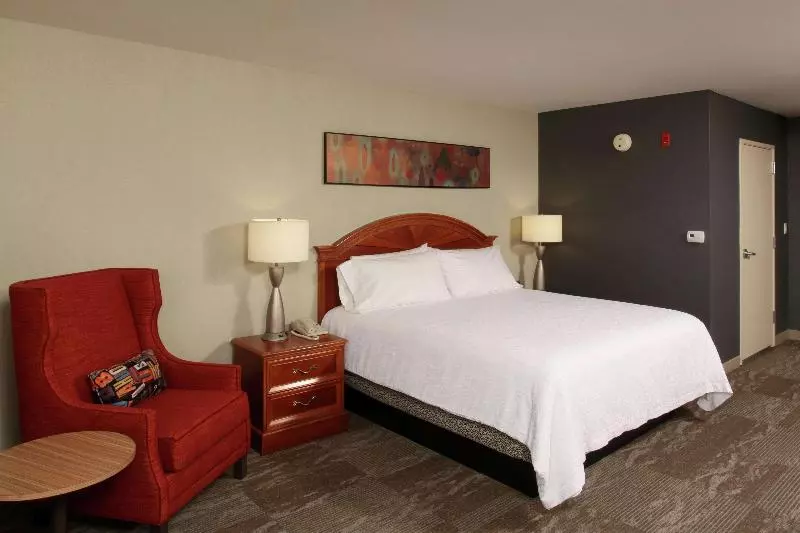 Standard-huone King-vuode, Hilton Garden Inn Spokane Airport