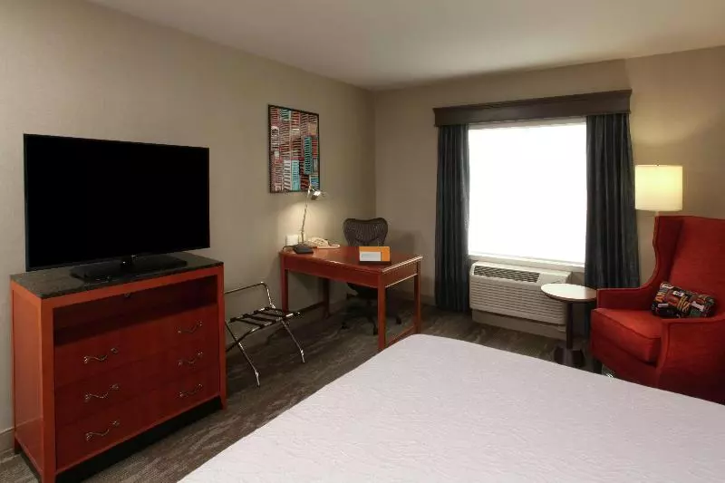 Standard-huone King-vuode, Hilton Garden Inn Spokane Airport