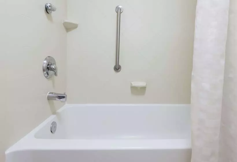 スイート, Homewood Suites By Hilton Clevelandbeachwood