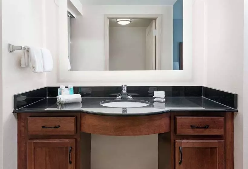 ２ベッドスイートルーム, Homewood Suites By Hilton Clevelandbeachwood