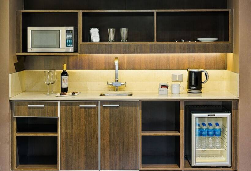 اتاق سوپریور سه تخته, Lennox Buenos Aires