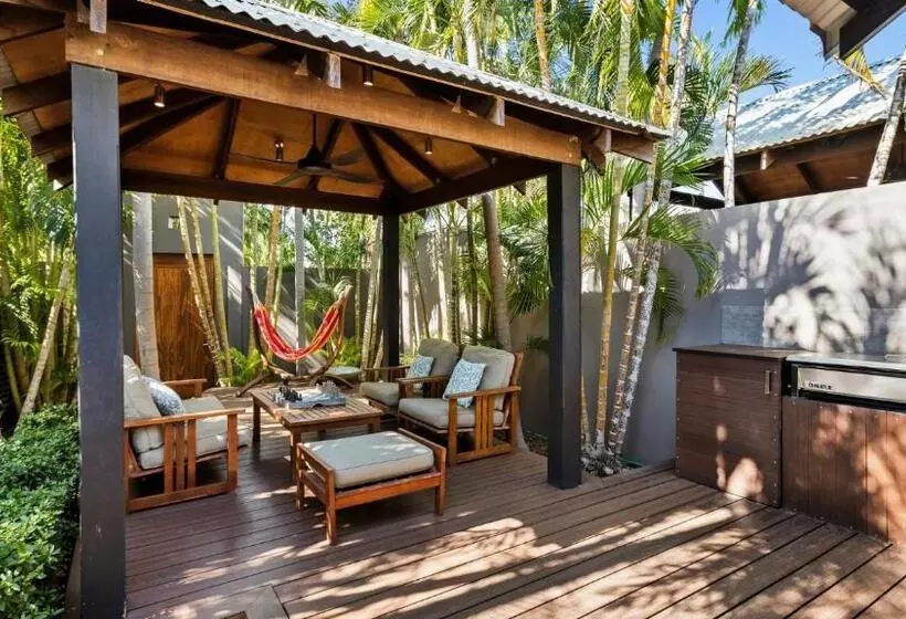 Suite with Pool, The Pearle Of Cable Beach