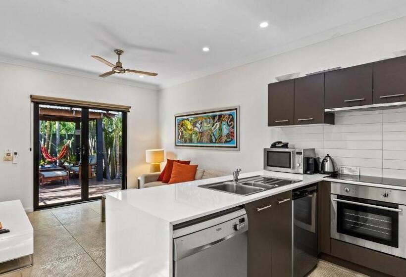 سوییت با استخر, The Pearle Of Cable Beach