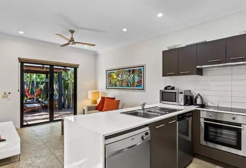 Suite with Pool, The Pearle Of Cable Beach
