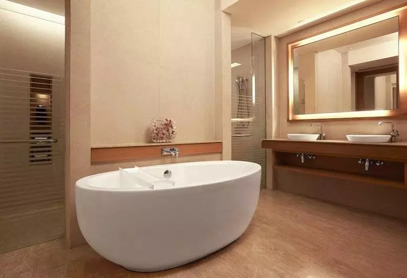 スイート, The Westin Mumbai Garden City