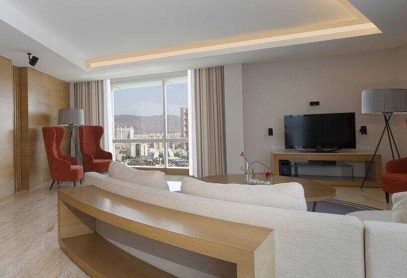 سوییت, The Westin Mumbai Garden City