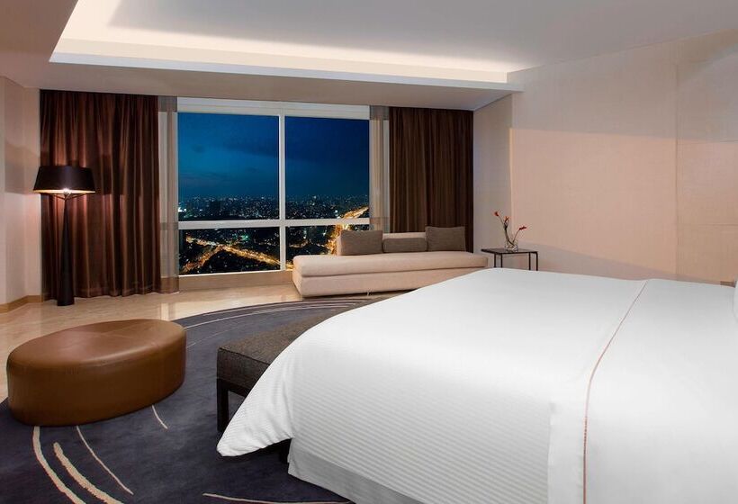 سوییت, The Westin Mumbai Garden City