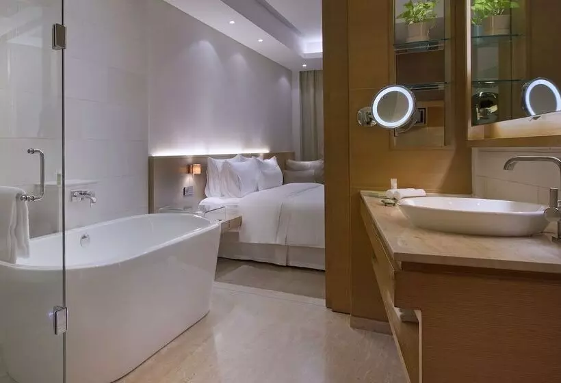 プレジデントスイートルーム, The Westin Mumbai Garden City