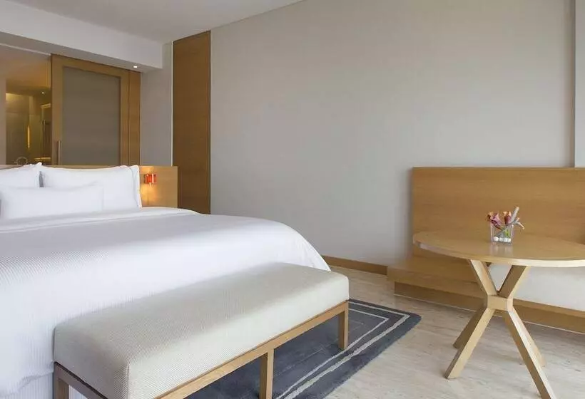 プレジデントスイートルーム, The Westin Mumbai Garden City