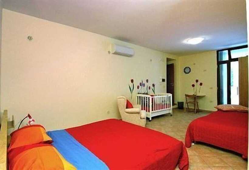 Standard Quadruple Room