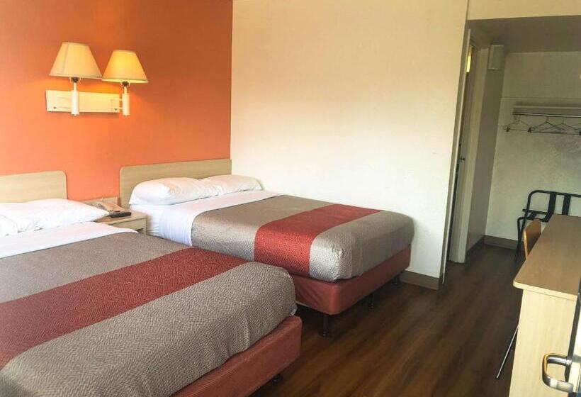 غرفة بريميوم رباعية, Motel 6jacksonville, Fl  Orange Park
