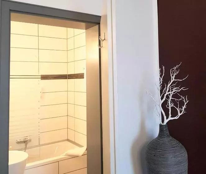 اتاق استاندارد سه نفره, Parkhotel Villingen Und Boardingzimmer