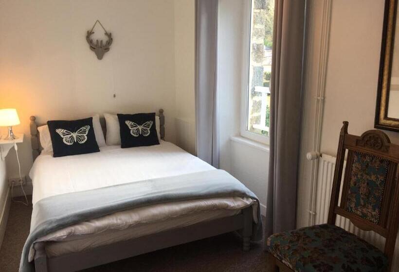 기본룸, Au Bon Accueil