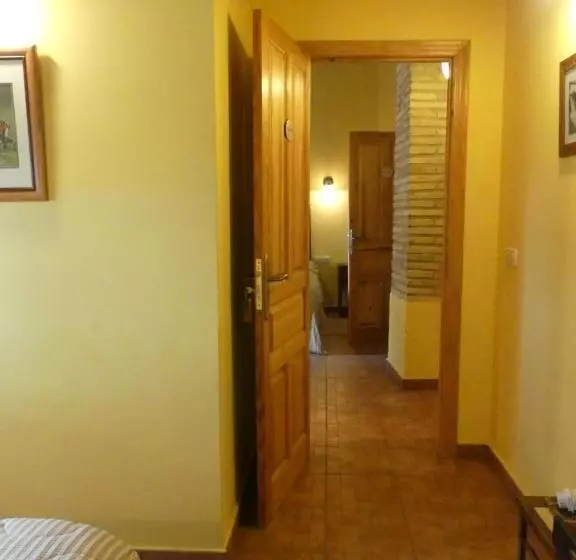 コンフォートトリプルルーム, Casa Rural Boletas