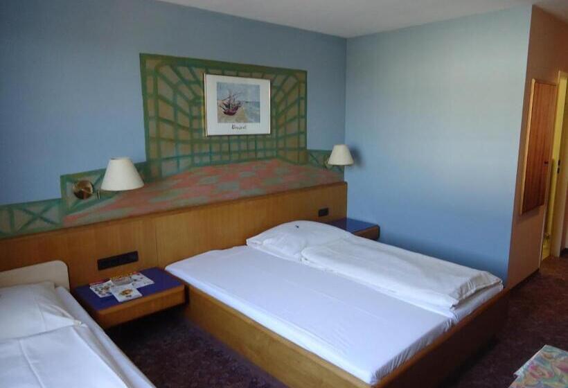스탠다드 트리플 룸, Enjoyhotel Garni Korntal Stuttgart