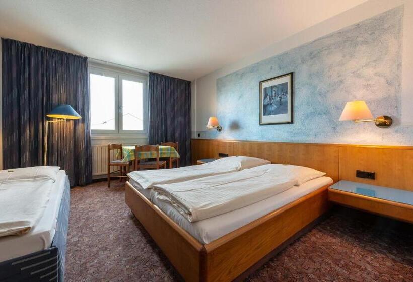 חדר סטנדרט לשלושה, Enjoyhotel Garni Korntal Stuttgart