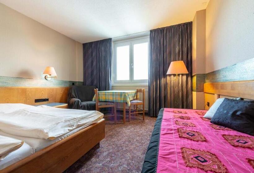 스탠다드 트리플 룸, Enjoyhotel Garni Korntal Stuttgart