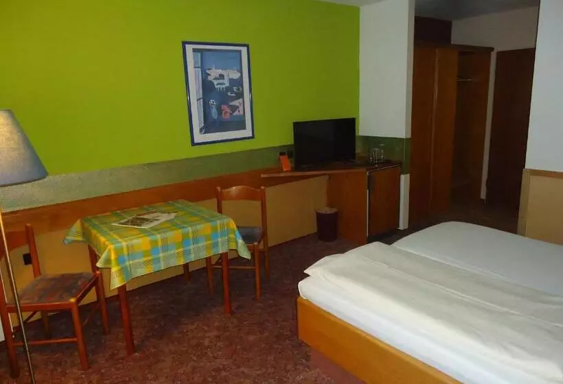 اتاق استاندارد, Enjoyhotel Garni Korntal Stuttgart
