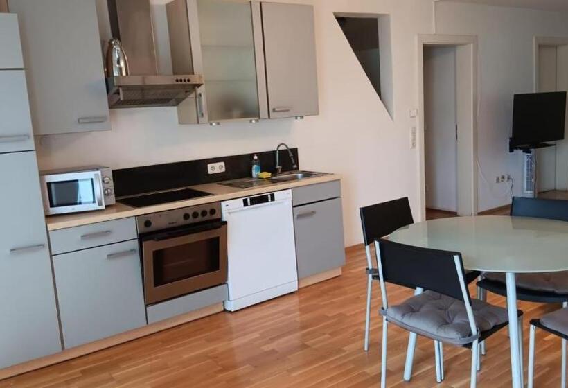 주니어 스위트, Geinberg Suites & Via Nova Lodges