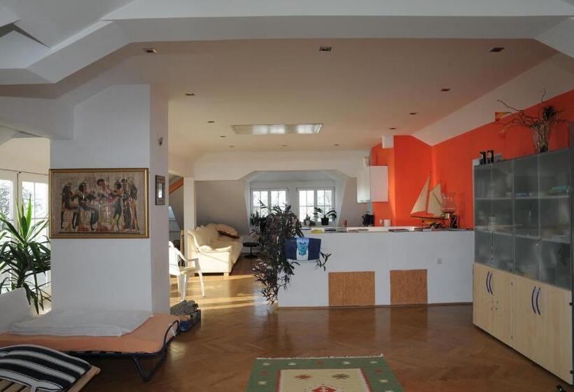 발코니가 있는 스위트, Geinberg Suites & Via Nova Lodges