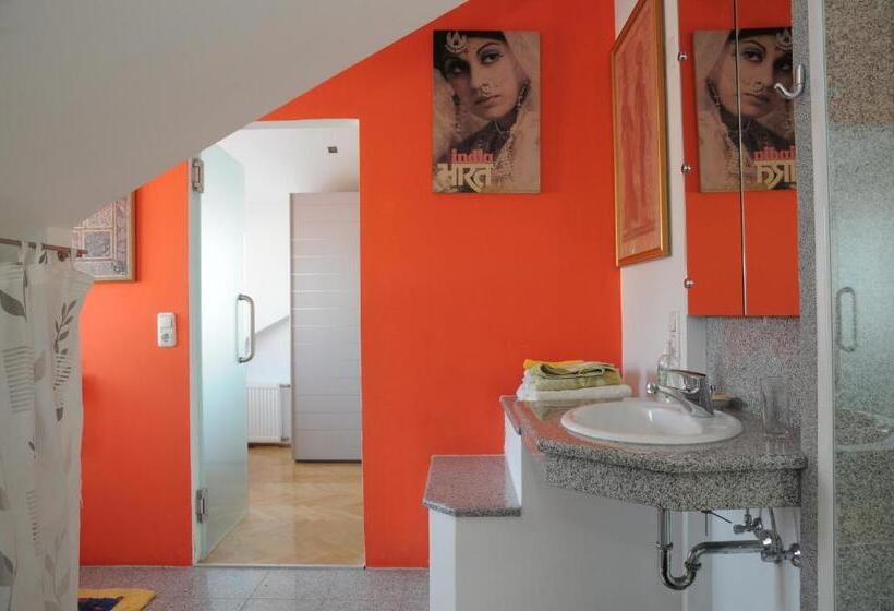 발코니가 있는 스위트, Geinberg Suites & Via Nova Lodges