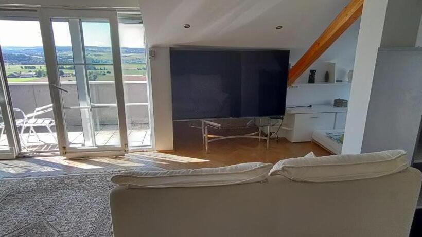 발코니가 있는 스위트, Geinberg Suites & Via Nova Lodges