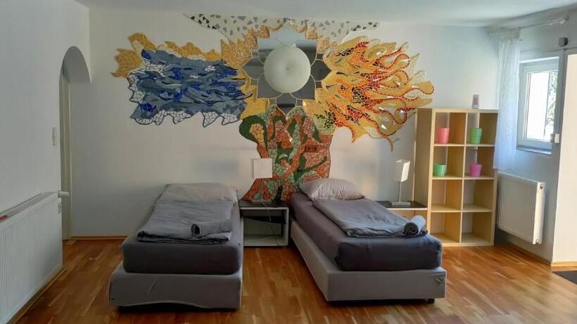 프레지덴셜 스위트, Geinberg Suites & Via Nova Lodges