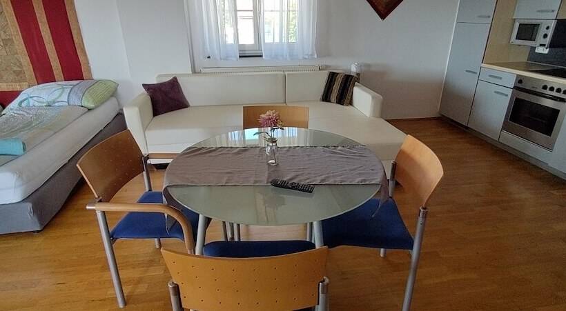 디럭스 스위트, Geinberg Suites & Via Nova Lodges