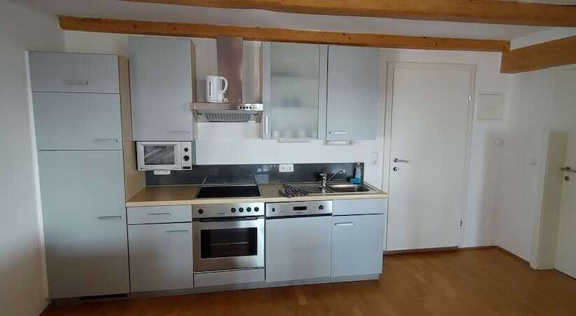 디럭스 스위트, Geinberg Suites & Via Nova Lodges