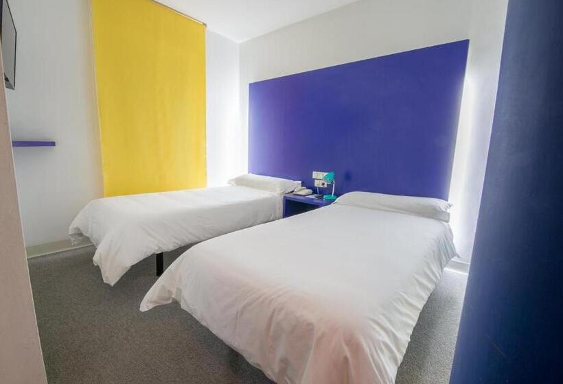 اتاق استاندارد, Hostal Albany
