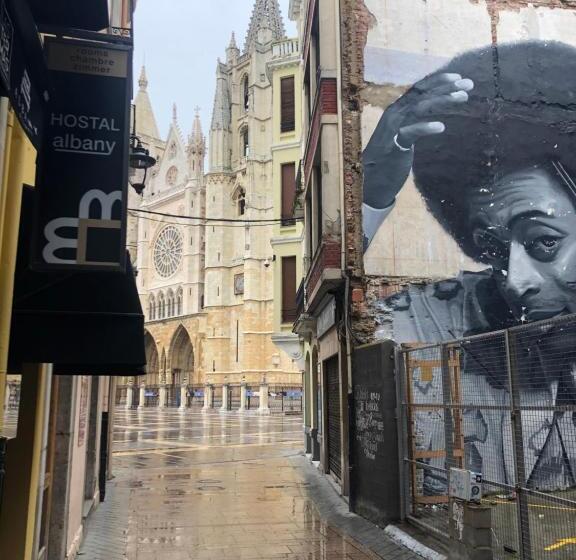 اتاق استاندارد سه نفره, Hostal Albany