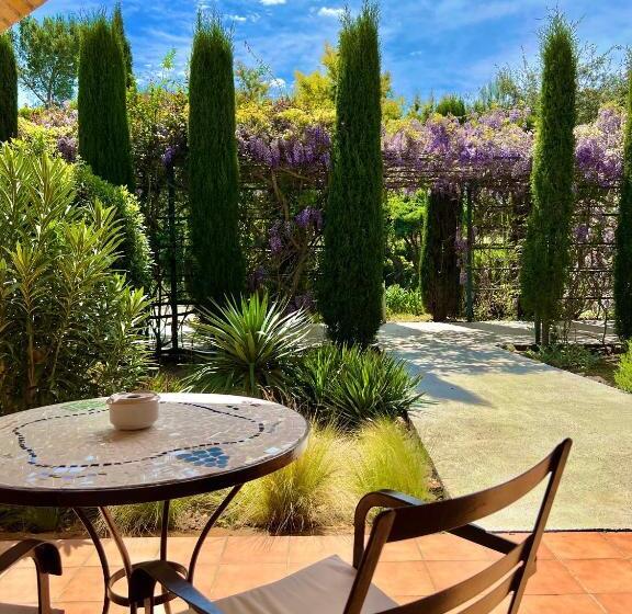 Habitació Estàndard amb Terrassa, Aatu   Adults Only