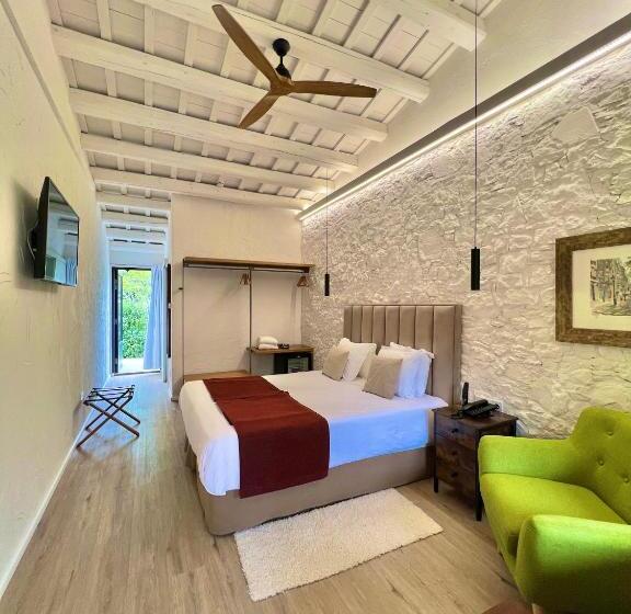 Habitació Estàndard amb Terrassa, Aatu   Adults Only