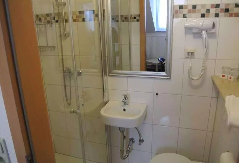 Standard-huone, Am Kamin
