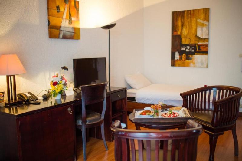 Suíte Cama King, Comfort Suites North