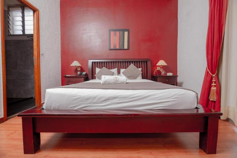 Suíte Cama King, Comfort Suites North