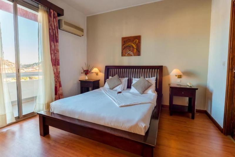 سوئیت با تخت بزرگ, Comfort Suites North