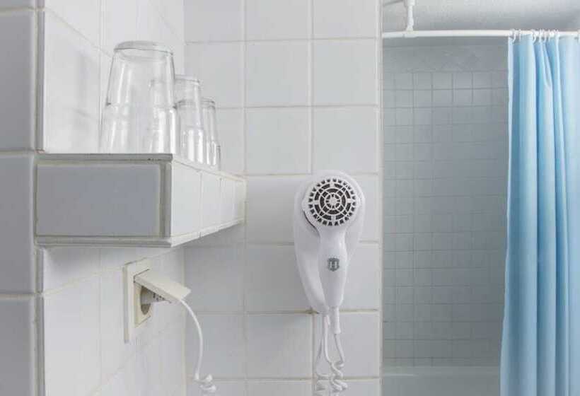 اتاق استاندارد یک نفره, Eckstein