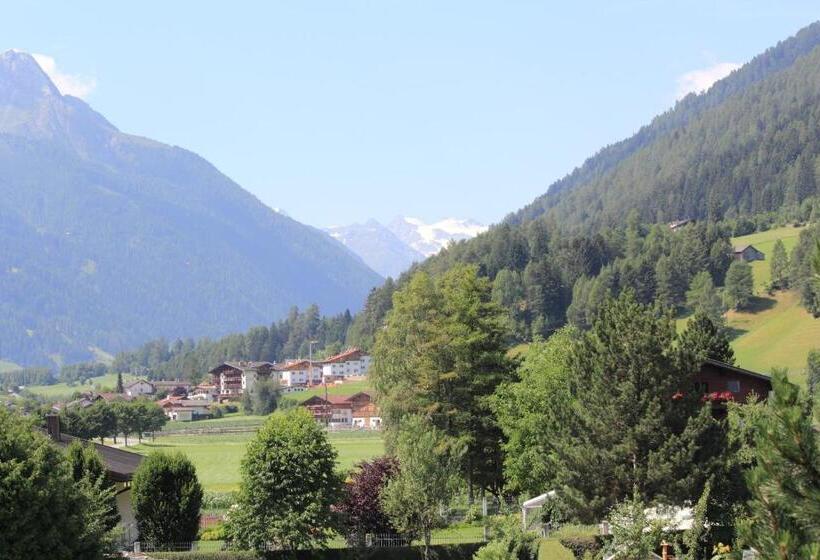 マウンテンビュースイート, Garni Hubertus Nostalgie & Charme