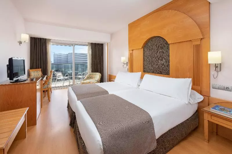 اتاق استاندارد با تخت بزرگ, Hampton Inn & Suites Greenfield