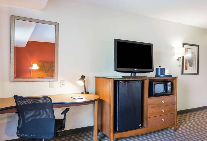 غرفة قياسية, Hampton Inn Petersburg Southpark Mall