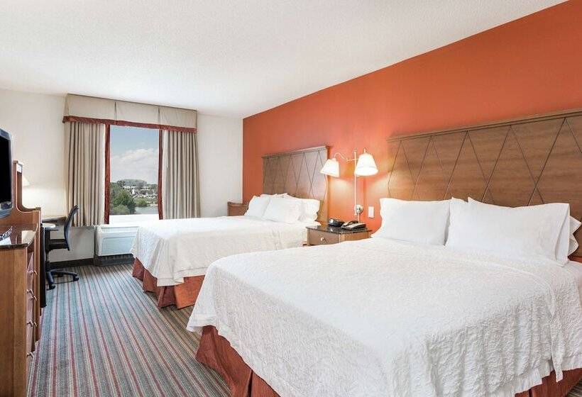 غرفة قياسية, Hampton Inn Petersburg Southpark Mall