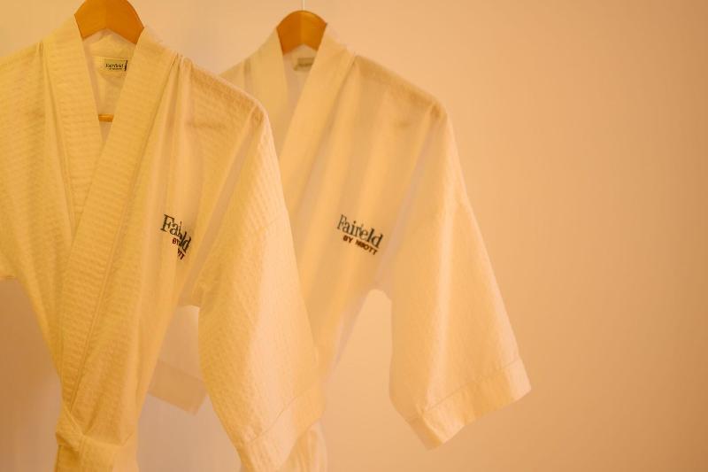 غرفة قياسية سرير كينج لذوى الإحتياجات الخاصة, Hampton Inn Twin Falls Id