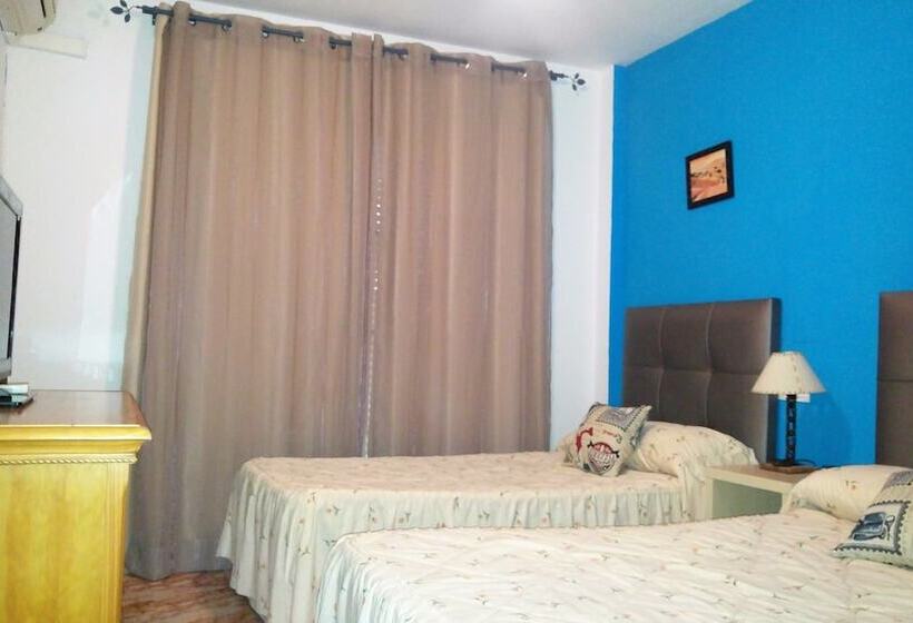 标准间, Hospederia V Centenario