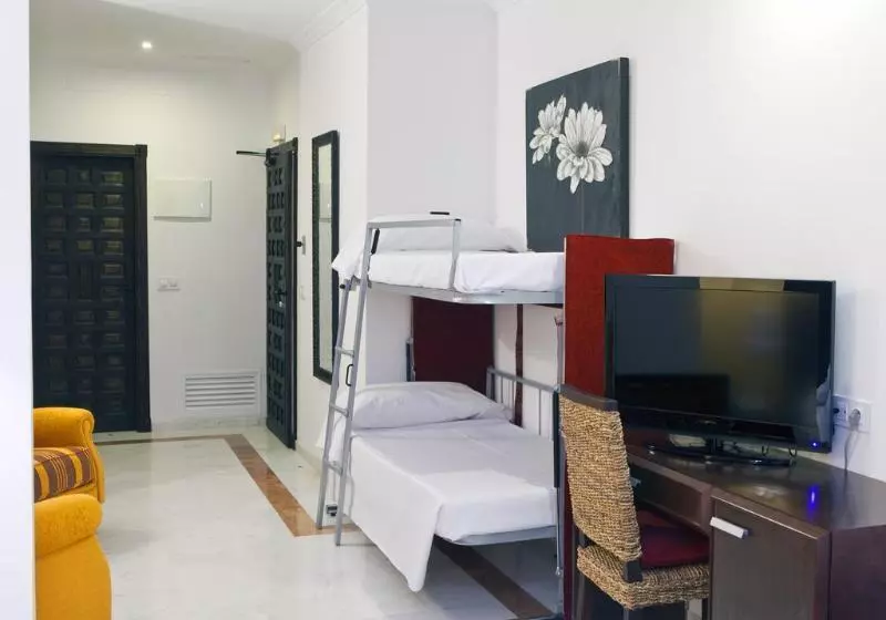 اتاق استاندارد سه نفره, Itaca Sevilla By Soho Boutique