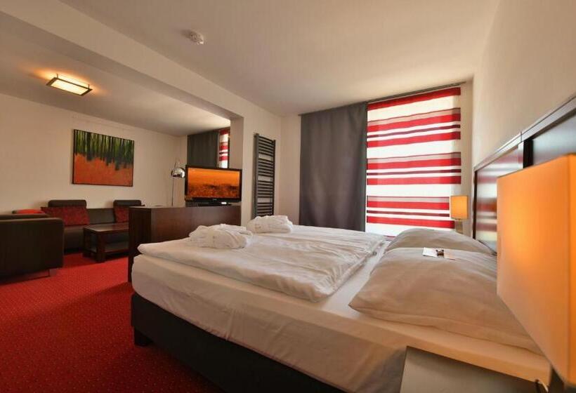 Полулюкс, Skyhotel Merseburg