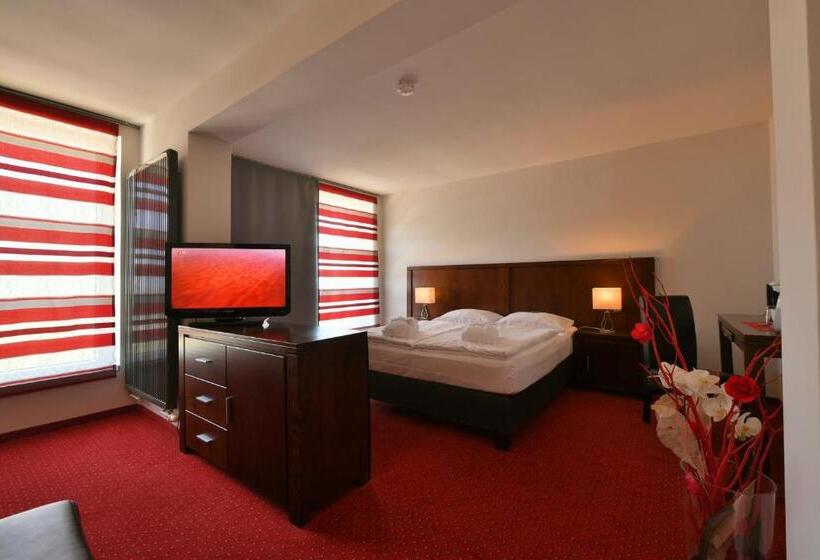 Полулюкс, Skyhotel Merseburg