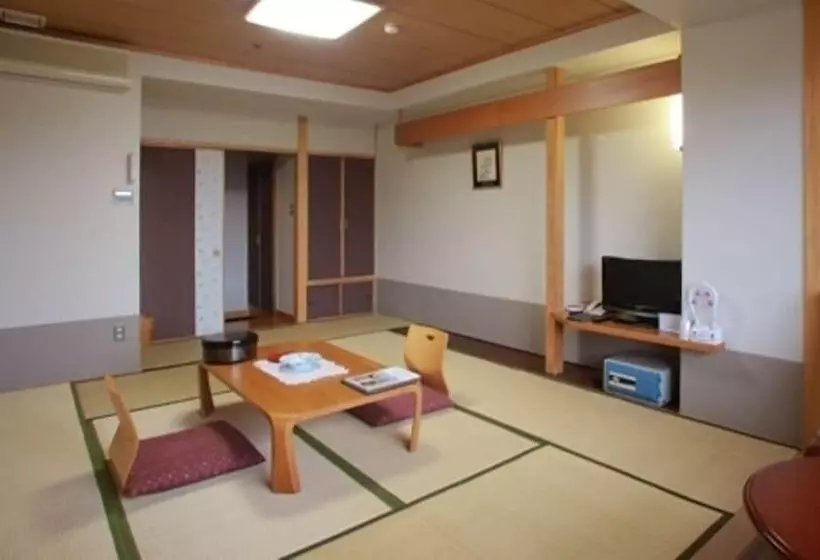 Standard Neljän Hengen Huone, 森の雫rin Morinoshizukurin